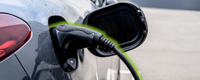 brennenstuhl® brengt kracht naar de weg: Nieuwe laadsystemen voor e-mobiliteit